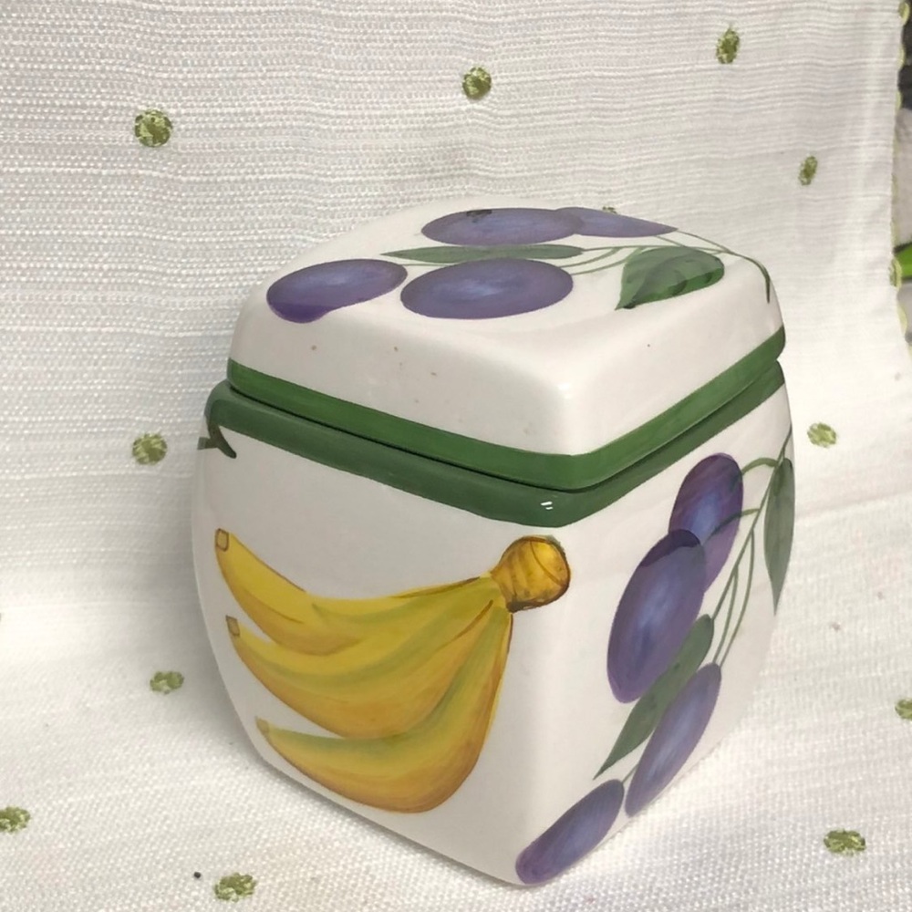 Sorbet Ceramic Food Storage Jar with Fruit Design